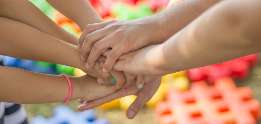 hands-friendship-friends-children